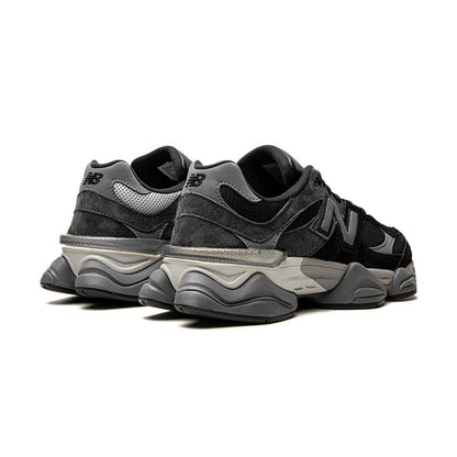 NB 9060 Black Castlerock